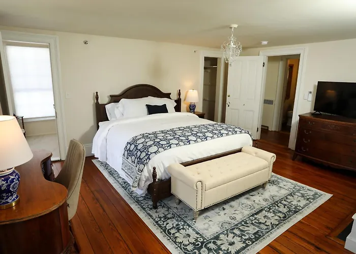 Cypress River Inn & Spa